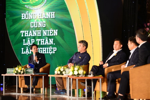 Thanh niên khởi nghiệp: Đừng ngồi trong tối, mơ một ngày thay đổi thế giới - 3 Thanh niên khởi nghiệp: Đừng ngồi trong tối, mơ một ngày thay đổi thế giới - 3