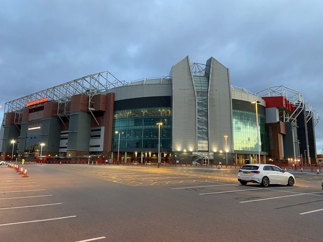 Man Utd 0-0 Man City: Cùng sợ thua nên đành chia điểm - 22