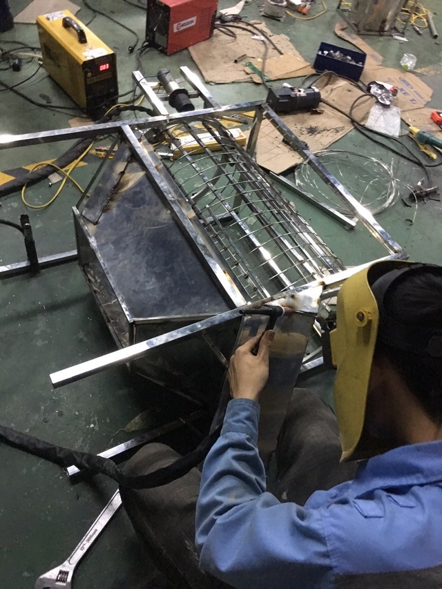 Máy phân loại rác của thầy trò trường nghề đạt giải ý tưởng khởi nghiệp - 2 Máy phân loại rác của thầy trò trường nghề đạt giải ý tưởng khởi nghiệp - 2