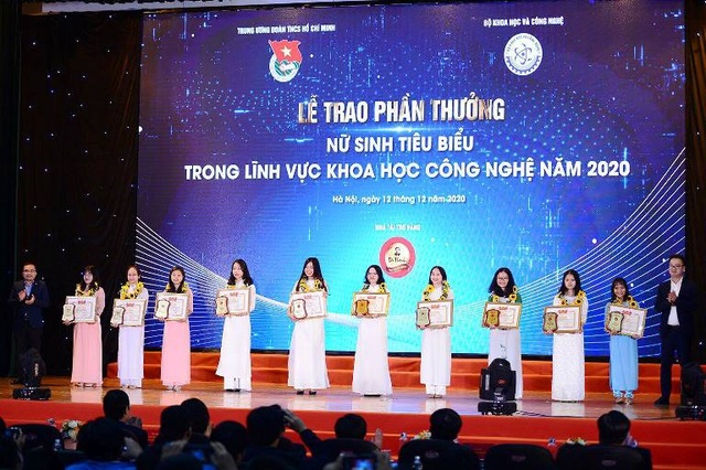 Tuyên dương 10 tài năng trẻ giải Quả Cầu Vàng và 10 nữ sinh tiêu biểu - 2