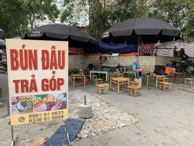 Unique installment vermicelli shop in Hanoi, knowing why everyone is touched - 1