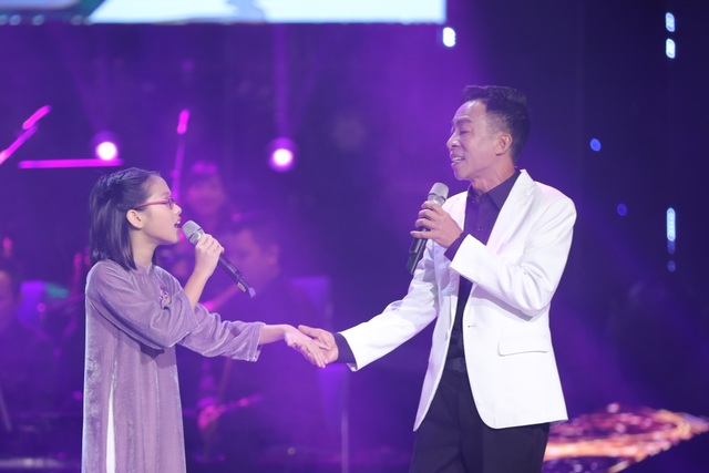 Diva Thanh Lam khác lạ khi hát cùng Trọng Tấn, Đăng Dương, Việt Hoàn - 4 Diva Thanh Lam khác lạ khi hát cùng Trọng Tấn, Đăng Dương, Việt Hoàn - 4