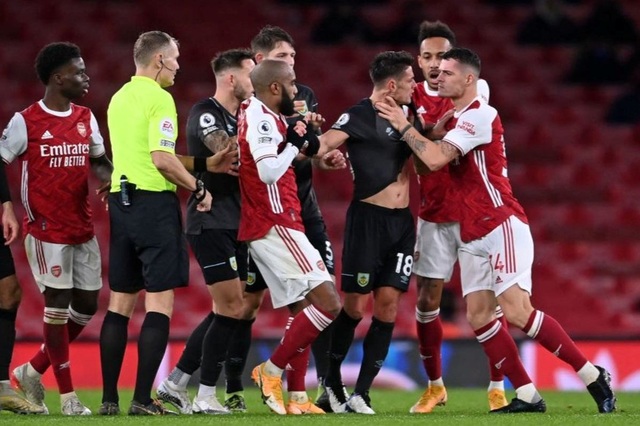 Man Utd, Arsenal gặp khó, Tottenham hưởng lợi ở Europa League - 4 Man Utd, Arsenal gặp khó, Tottenham hưởng lợi ở Europa League - 4