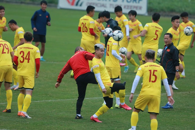 Những tân binh nào sẽ trụ lại đội tuyển Việt Nam? - 2