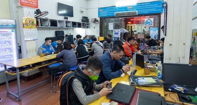 Covid-19 một năm nhìn lại - Sửa chữa Laptop 24h đã làm gì để chế ngự nỗi ám ảnh mang tên đại dịch? - 2 Covid-19 một năm nhìn lại - Sửa chữa Laptop 24h đã làm gì để chế ngự nỗi ám ảnh mang tên đại dịch? - 2