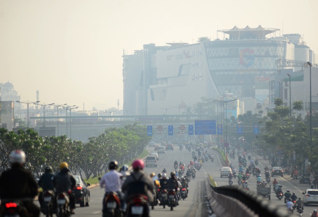Sương mù Sài Gòn.jpg Sương mù Sài Gòn.jpg