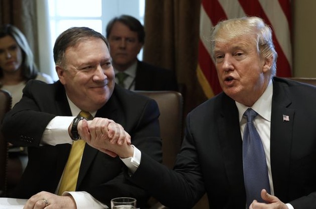 Ông Pompeo bật đèn xanh chuyển giao quyền lực tại Bộ Ngoại giao Mỹ - 1