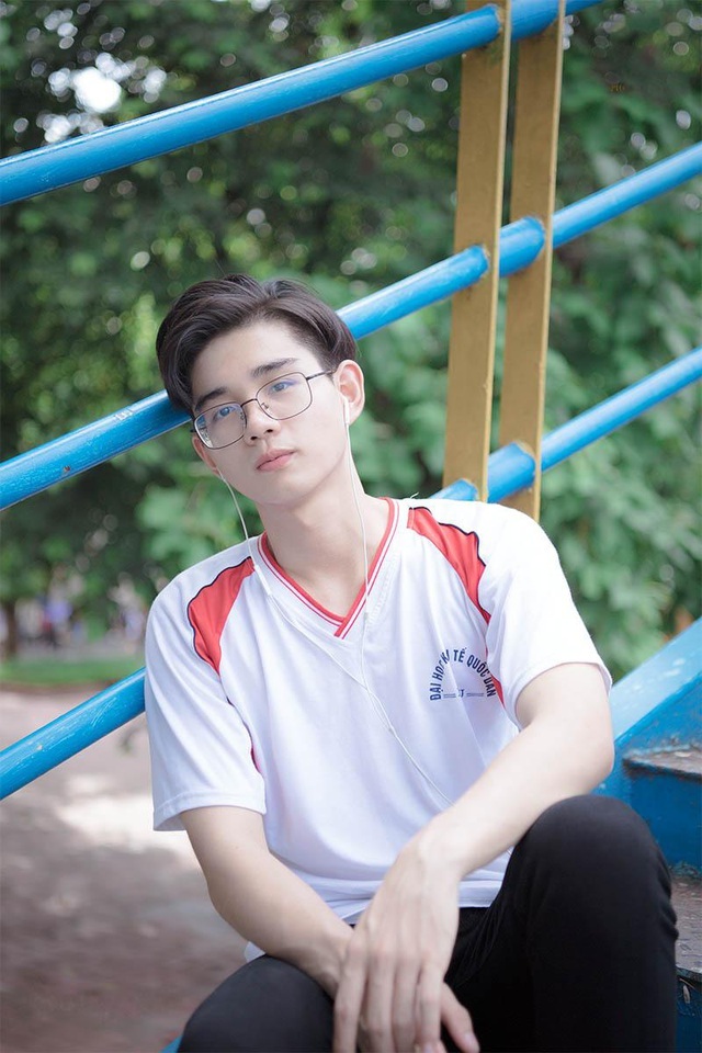 12 hot boy được cư dân mạng yêu mến nhất năm 2020 (P.1) - 12 12 hot boy được cư dân mạng yêu mến nhất năm 2020 (P.1) - 12