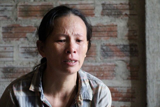 Thương hoàn cảnh gia đình nữ sinh xin nghỉ học kiếm tiền cứu cha - 2 Thương hoàn cảnh gia đình nữ sinh xin nghỉ học kiếm tiền cứu cha - 2