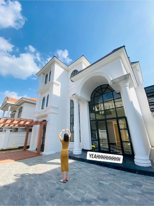 Lệ Quyên tậu luôn biệt thự khủng hậu ly hôn chồng đại gia