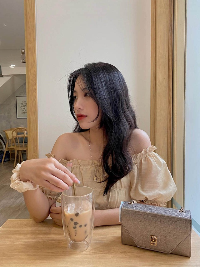 Nữ sinh 10X mới nổi sở hữu gương mặt khả ái đốn tim dân mạng - 6 Nữ sinh 10X mới nổi sở hữu gương mặt khả ái đốn tim dân mạng - 6