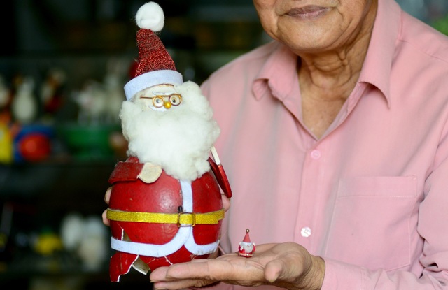 Thầy giáo Sài Gòn biến hóa vỏ trứng thành ông già Noel - 18 Thầy giáo Sài Gòn biến hóa vỏ trứng thành ông già Noel - 18