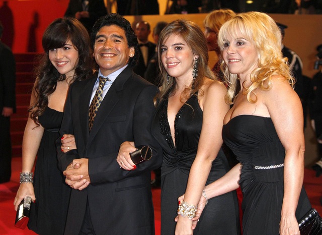 Thi thể Maradona được yêu cầu bảo quản để phòng cho… kiện tụng - 2