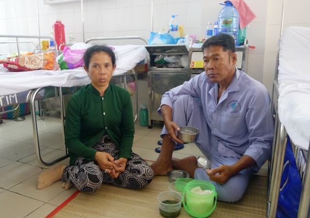 Cơ hội cuối cùng của anh phụ hồ dân tộc Khmer 7 năm ôm trái tim lỗi nhịp - 2 Cơ hội cuối cùng của anh phụ hồ dân tộc Khmer 7 năm ôm trái tim lỗi nhịp - 2