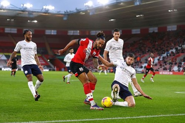 Thắng Southampton, Man City vượt lên trên Man Utd - 3 Thắng Southampton, Man City vượt lên trên Man Utd - 3