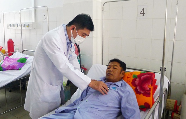 Cơ hội cuối cùng của anh phụ hồ dân tộc Khmer 7 năm ôm trái tim lỗi nhịp - 3 Cơ hội cuối cùng của anh phụ hồ dân tộc Khmer 7 năm ôm trái tim lỗi nhịp - 3