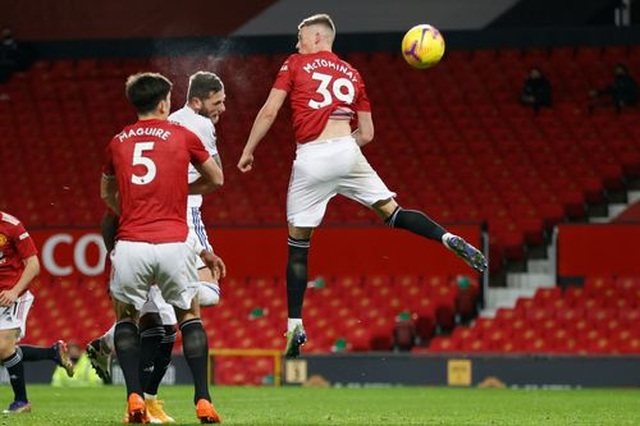 Thắng đậm Leeds, Man Utd chen chân vào top 3 Premier League - 13 Thắng đậm Leeds, Man Utd chen chân vào top 3 Premier League - 13