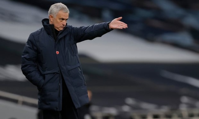 Tottenham thua trận thứ hai liên tiếp, HLV Mourinho nổi giận - 1 Tottenham thua trận thứ hai liên tiếp, HLV Mourinho nổi giận - 1