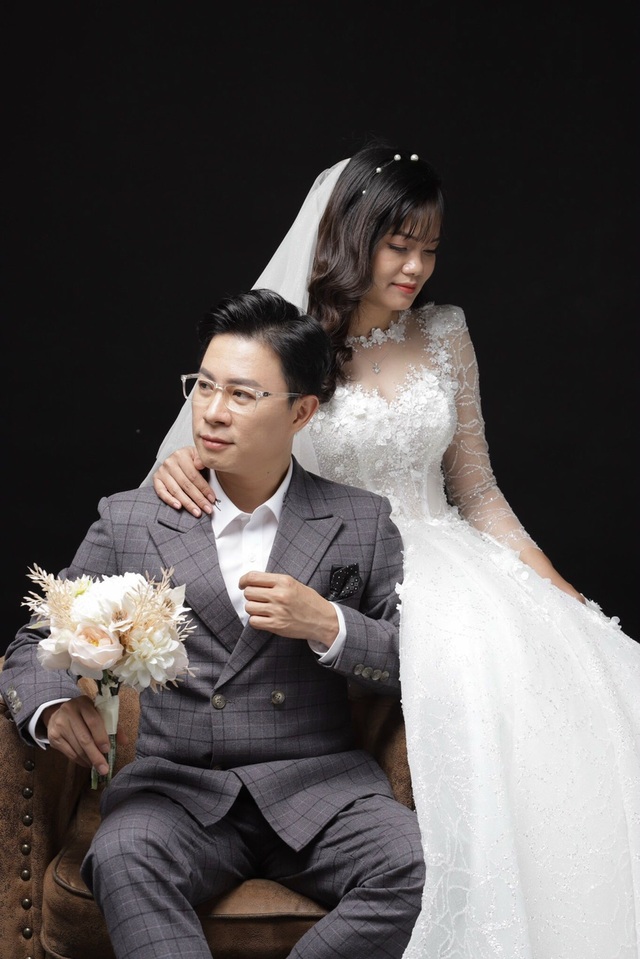 MC Lê Anh bất ngờ kết hôn với giảng viên đại học kém 10 tuổi - 7 MC Lê Anh bất ngờ kết hôn với giảng viên đại học kém 10 tuổi - 7