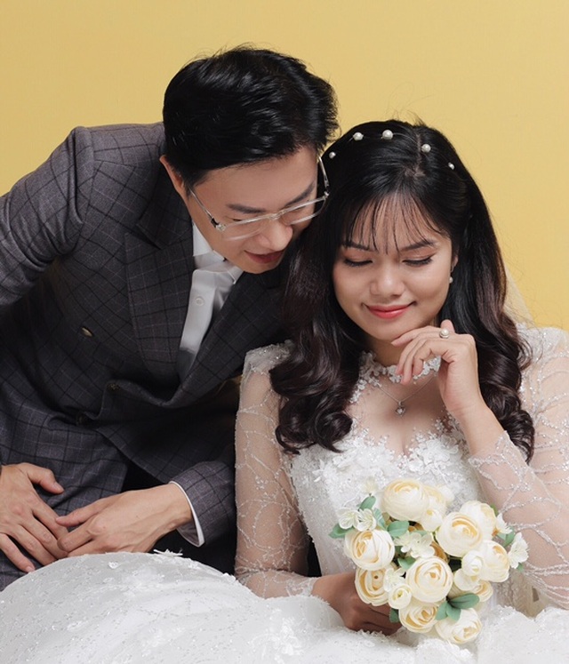 MC Lê Anh bất ngờ kết hôn với giảng viên đại học kém 10 tuổi - 6 MC Lê Anh bất ngờ kết hôn với giảng viên đại học kém 10 tuổi - 6