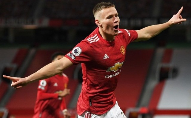 Tỏa sáng khó tin, ngôi sao Man Utd đi vào lịch sử - 1