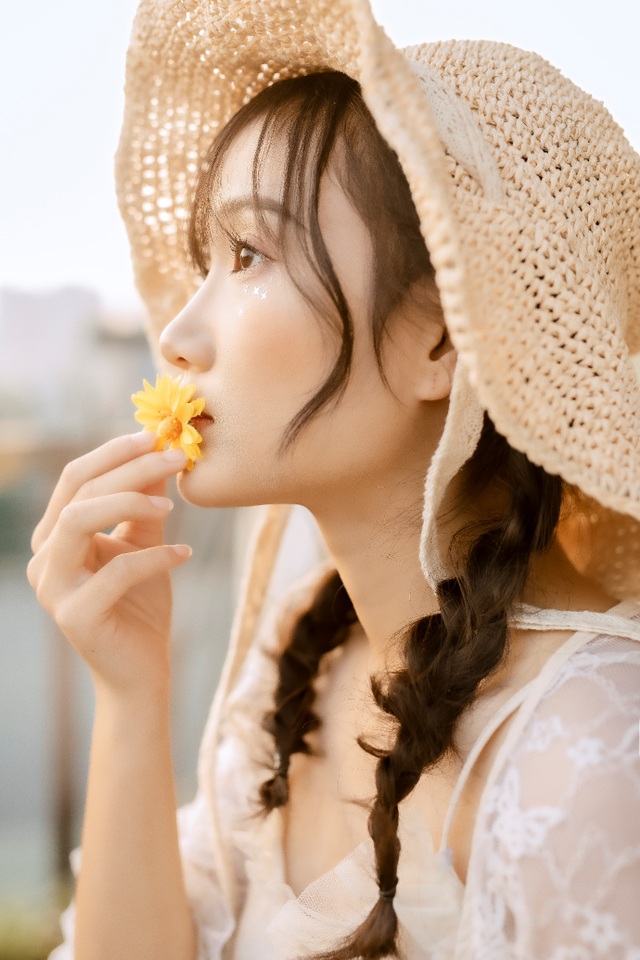 Nữ sinh cấp 3 sở hữu vẻ đẹp ngọt ngào tựa nàng thơ - 10 Nữ sinh cấp 3 sở hữu vẻ đẹp ngọt ngào tựa nàng thơ - 10