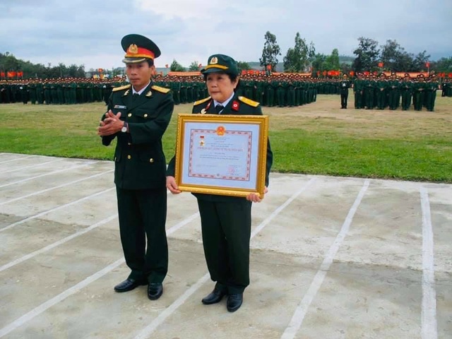 Ký ức về Anh hùng lực lượng vũ trang nhân dân - Bác sĩ Đặng Hữu Tuệ - 3 Ký ức về Anh hùng lực lượng vũ trang nhân dân - Bác sĩ Đặng Hữu Tuệ - 3