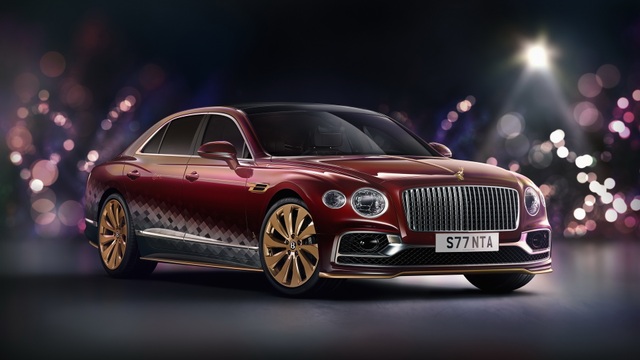 Bentley biến Flying Spur thành xe tuần lộc của ông già Noel - 1 Bentley biến Flying Spur thành xe tuần lộc của ông già Noel - 1