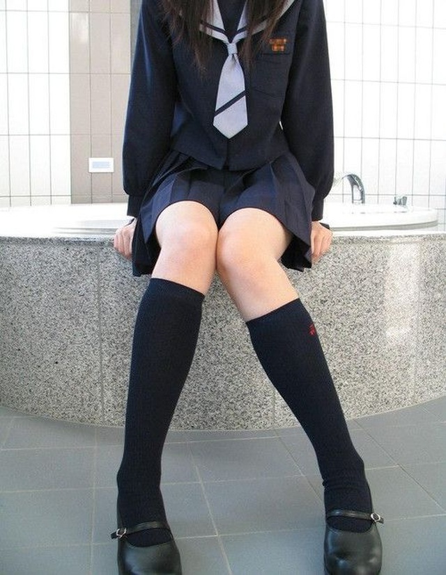 Đồng phục nữ sinh Nhật Bản - Trang phục đi học hay thời trang? - 12