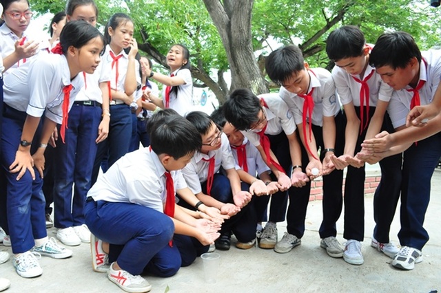 Bí quyết để bố mẹ giúp trẻ thích được đến trường mỗi ngày - 1 Bí quyết để bố mẹ giúp trẻ thích được đến trường mỗi ngày - 1