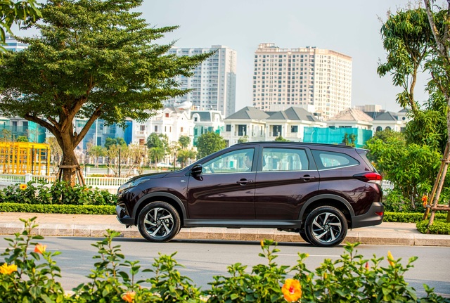 Tiết kiệm tới 50 triệu, Toyota Rush hút khách dịp cuối năm - 1 Tiết kiệm tới 50 triệu, Toyota Rush hút khách dịp cuối năm - 1