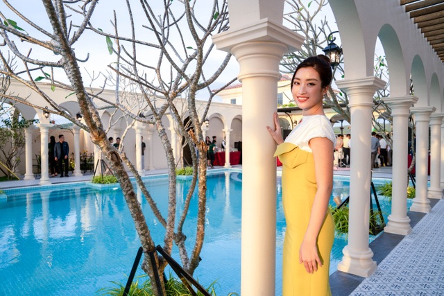 Hoa hậu Đỗ Mỹ Linh kiêu hãnh vị thế độc tôn tại The Residence Phú Quốc - 2