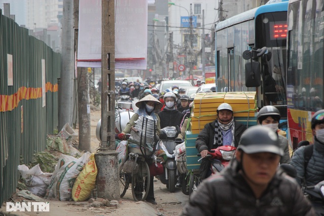 Khốn khổ chen nhau trên tuyến đường vành đai nghìn tỷ - 6