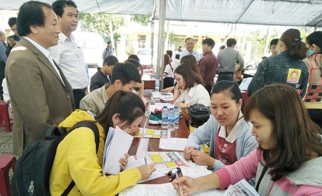 Quảng Ngãi: Thị trường lao động bắt đầu tan băng - 2 Quảng Ngãi: Thị trường lao động bắt đầu tan băng - 2