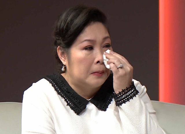 Nhìn lại một năm nhiều biến cố và thất thu của nghệ sĩ Việt - 2 Nhìn lại một năm nhiều biến cố và thất thu của nghệ sĩ Việt - 2