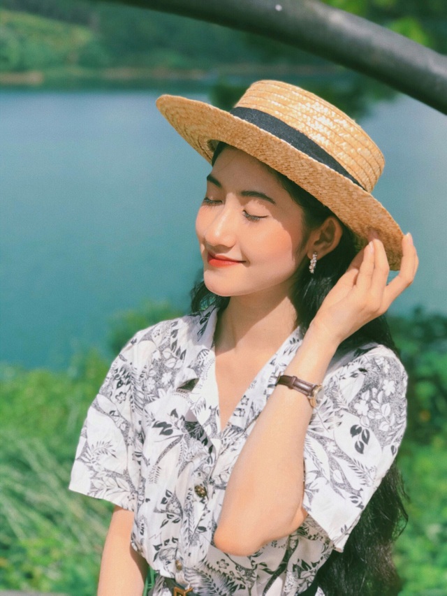 Nữ sinh ĐH Nha Trang đẹp tựa diễn viên Hoa ngữ - 9 Nữ sinh ĐH Nha Trang đẹp tựa diễn viên Hoa ngữ - 9