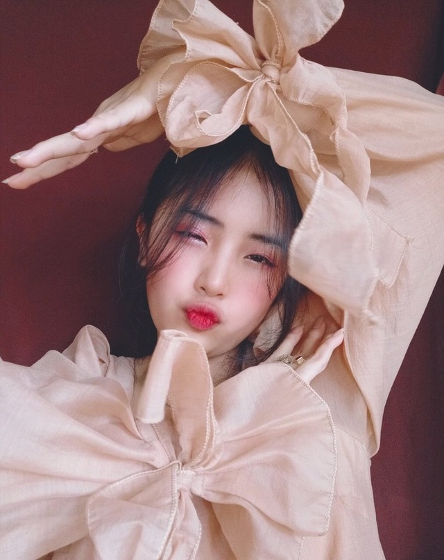 Nữ sinh lớp 10 với niềm đam mê làm mẫu ảnh - 3 Nữ sinh lớp 10 với niềm đam mê làm mẫu ảnh - 3