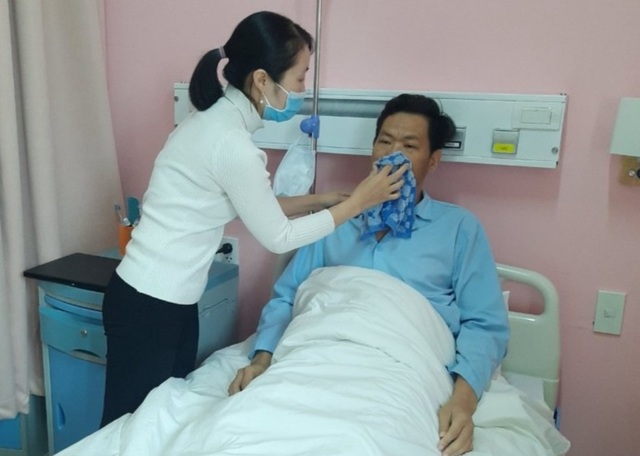 Xót xa cảnh thầy giáo dạy nghề 3 năm trời chống chọi căn bệnh suy thận! - 1 Xót xa cảnh thầy giáo dạy nghề 3 năm trời chống chọi căn bệnh suy thận! - 1