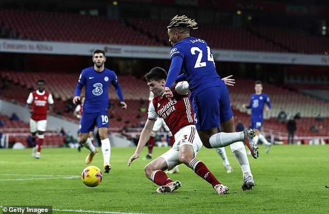 Thua sốc Arsenal, HLV Lampard giận học trò tím mặt vì quá lười chạy - 1 Thua sốc Arsenal, HLV Lampard giận học trò tím mặt vì quá lười chạy - 1