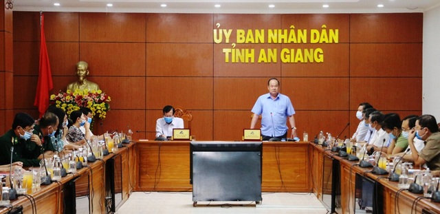 Phát hiện thêm 3 phụ nữ nhập cảnh chui cùng bệnh nhân 1440 - 2 Phát hiện thêm 3 phụ nữ nhập cảnh chui cùng bệnh nhân 1440 - 2