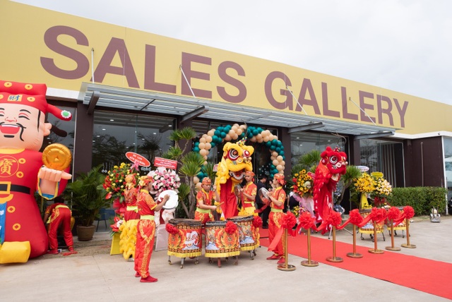 Tưng bừng khai trương Sales Gallery dự án Golf View Luxury Apartment Danang - 1