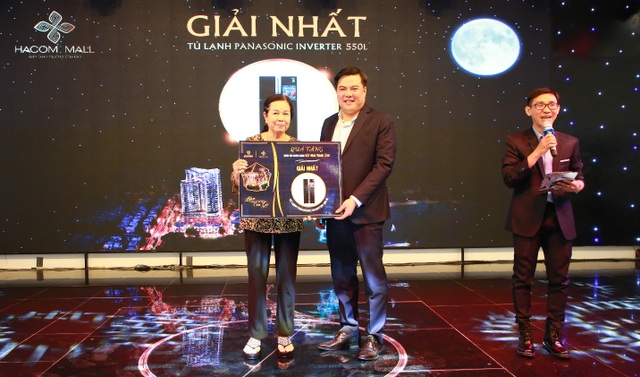 Hơn 300 khách hàng dự lễ mở bán shophouse Hacom Mall - 4 Hơn 300 khách hàng dự lễ mở bán shophouse Hacom Mall - 4