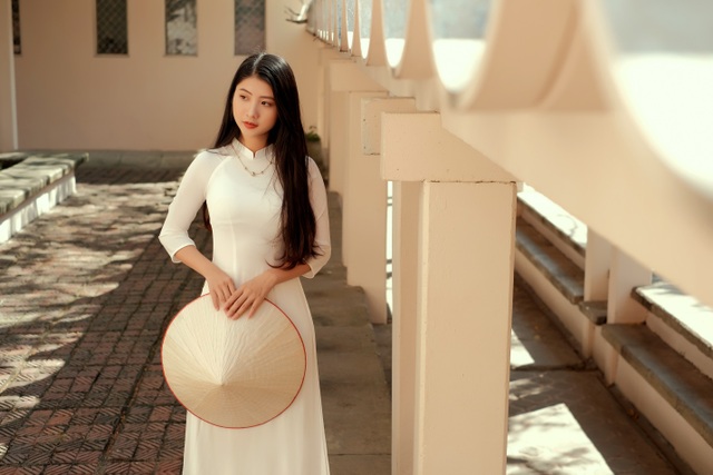 Nét duyên thầm gieo thương nhớ của thiếu nữ Ninh Bình trong tà áo dài - 6 Nét duyên thầm gieo thương nhớ của thiếu nữ Ninh Bình trong tà áo dài - 6