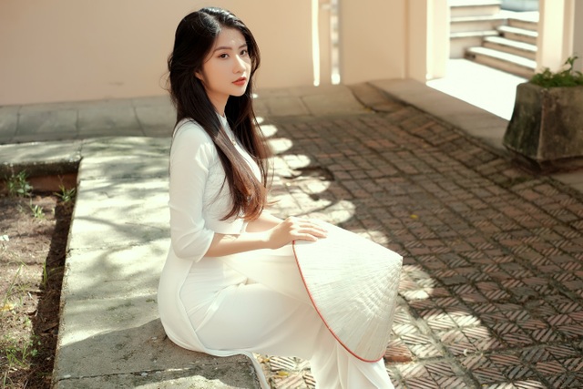 Nét duyên thầm gieo thương nhớ của thiếu nữ Ninh Bình trong tà áo dài - 10 Nét duyên thầm gieo thương nhớ của thiếu nữ Ninh Bình trong tà áo dài - 10