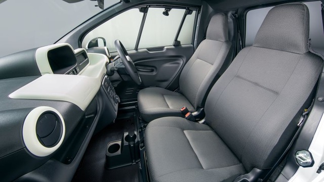 Toyota C+pod gây ấn tượng vì sự tiện dụng, nhỏ gọn - 10 Toyota C+pod gây ấn tượng vì sự tiện dụng, nhỏ gọn - 10