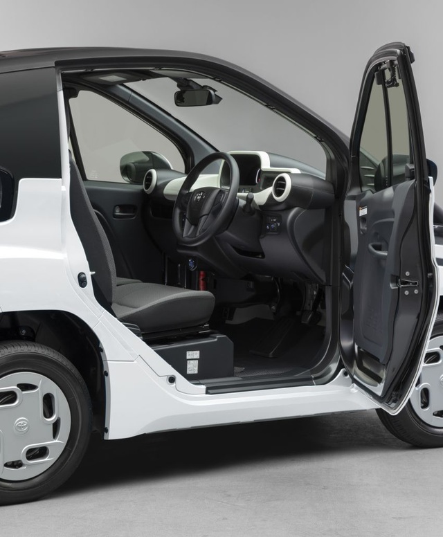 Toyota C+pod gây ấn tượng vì sự tiện dụng, nhỏ gọn - 8 Toyota C+pod gây ấn tượng vì sự tiện dụng, nhỏ gọn - 8