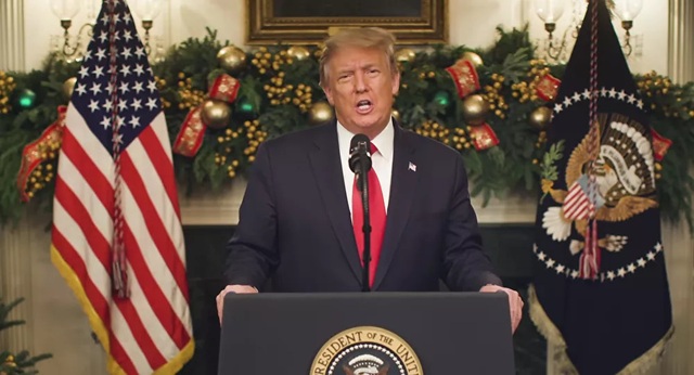 Quà Giáng sinh muộn của ông Trump dành cho hàng triệu người Mỹ - 1