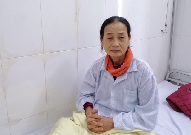 Bạn đọc hỗ trợ, nữ sinh Đại học Y tức tốc đưa mẹ ra Hà Nội nhập viện - 1 Bạn đọc hỗ trợ, nữ sinh Đại học Y tức tốc đưa mẹ ra Hà Nội nhập viện - 1