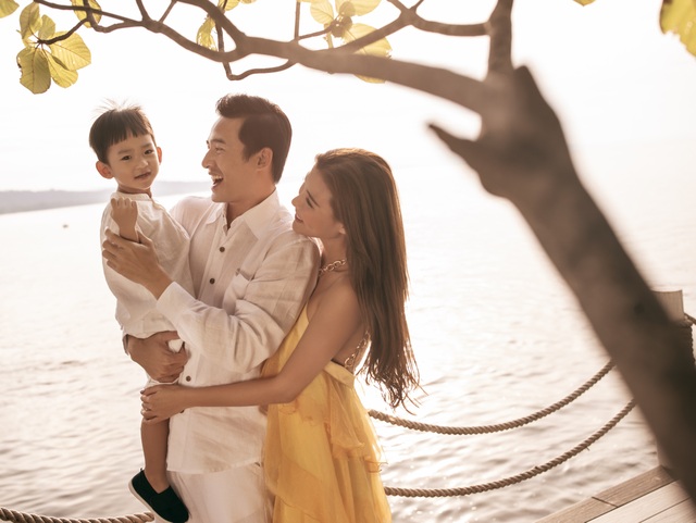 Lương Thế Thành, Thúy Diễm vi vu Phú Quốc cùng con trai - 3 Lương Thế Thành, Thúy Diễm vi vu Phú Quốc cùng con trai - 3