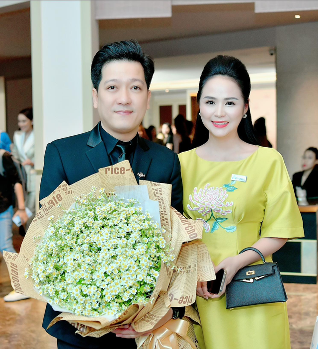 Bùi Thanh Hương và Nhã Phương truyền lửa kinh doanh cho chị em phụ nữ - 3 Bùi Thanh Hương và Nhã Phương truyền lửa kinh doanh cho chị em phụ nữ - 3